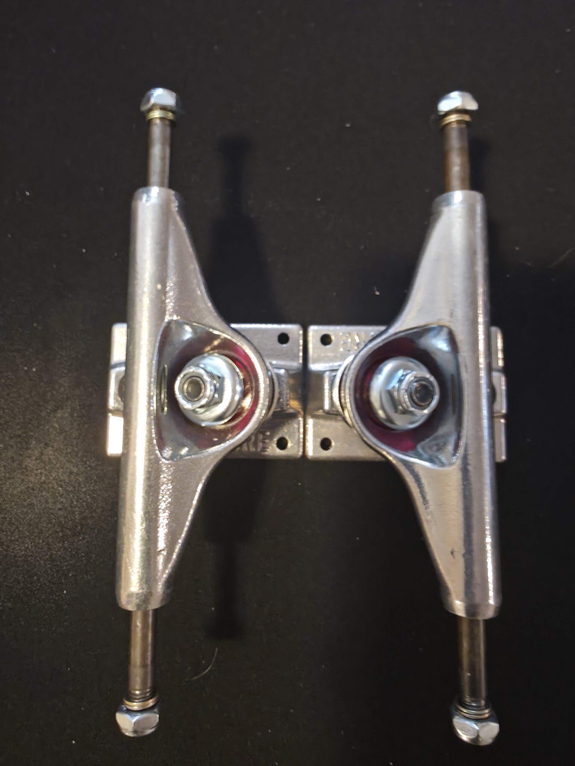 Venture OG Polished Low Truck (Set of 2) - Image 8